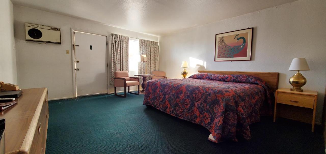 Budget Inn Motel גאלופ מראה חיצוני תמונה