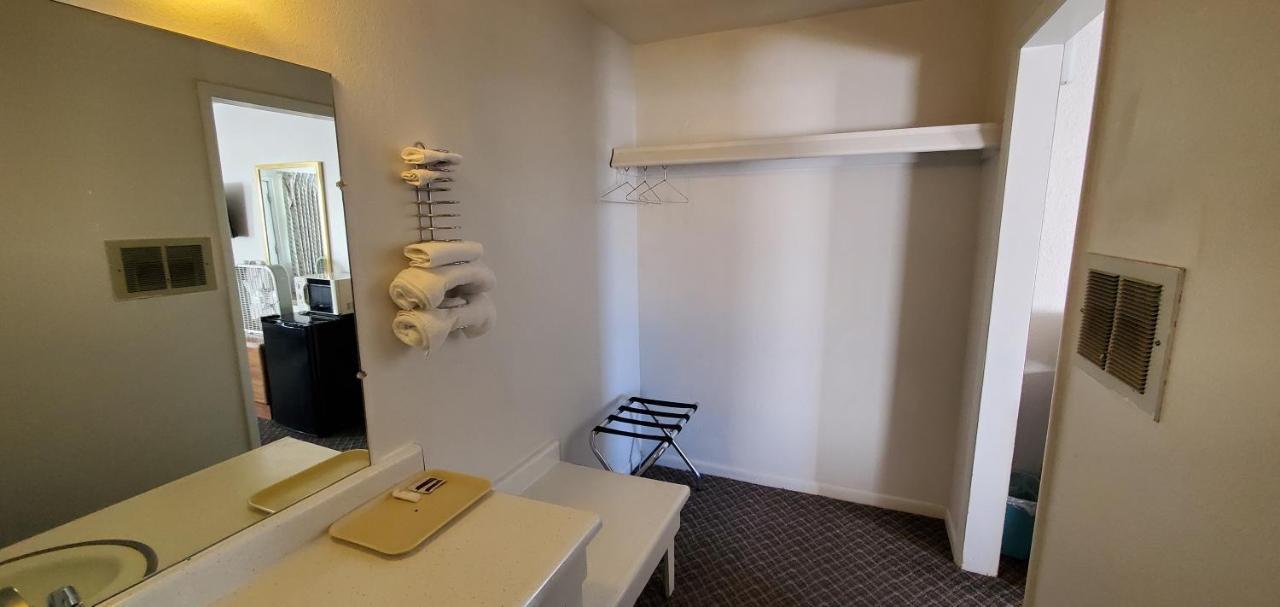 Budget Inn Motel גאלופ מראה חיצוני תמונה